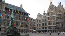 5 local tips for cheap eats in Antwerp