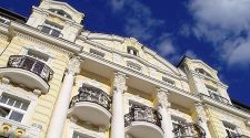 Budget guide to Františkovy Lázne (Franzensbad), Czech Republic