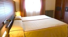 Barcelona: Best hotels for sleeping near Gaudí architecture