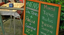 Barcelona Restaurant Tips: How to keep your eats cheap