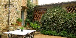 How to rent a villa in Tuscany. Is it right for you?