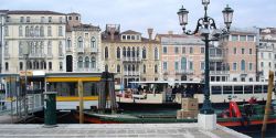 Venice: Save on vaporetto tickets with a Tourist Travel Card
